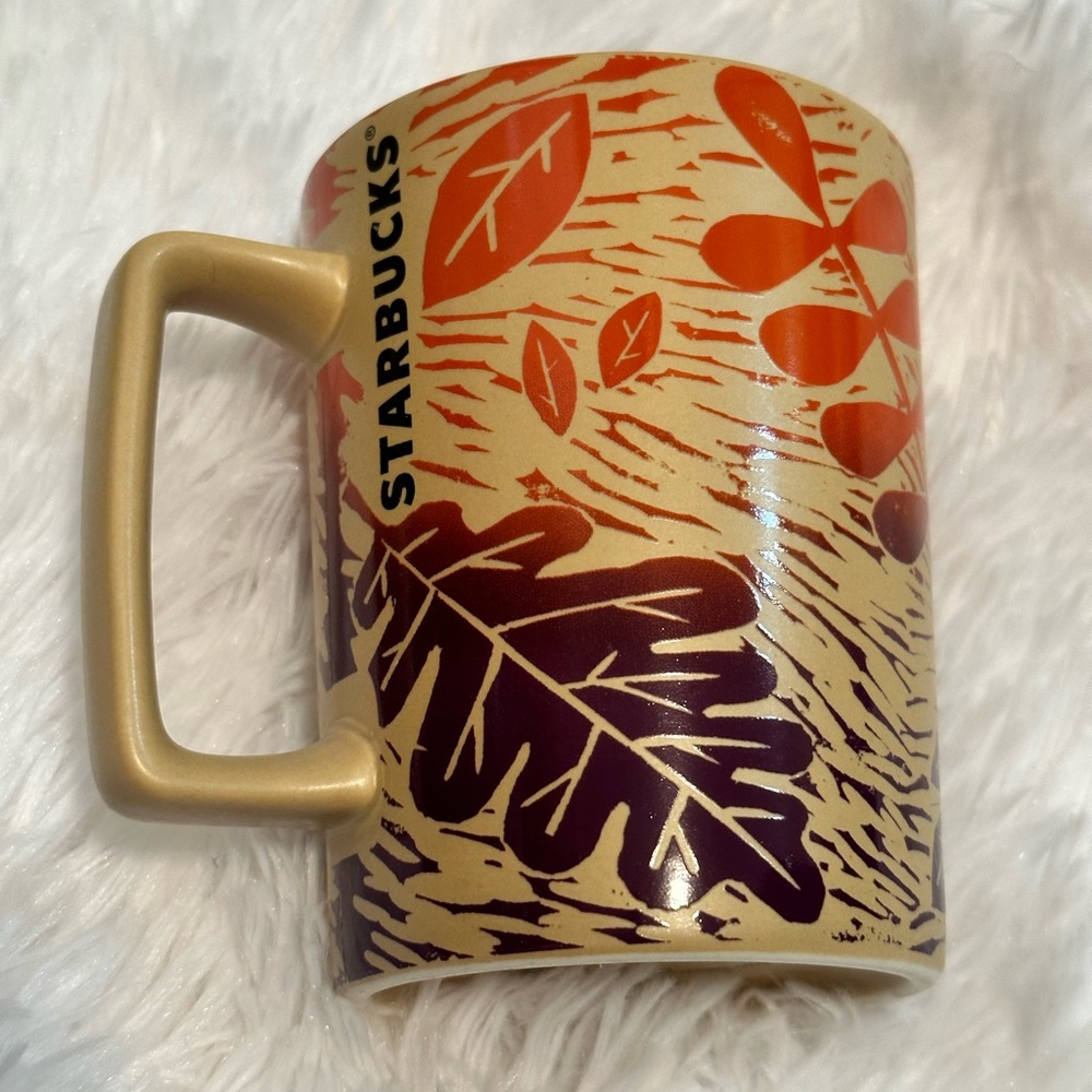 Starbucks Autumn Leaves Fall 2017 Coffee Cup Collectible! No chips or scratches